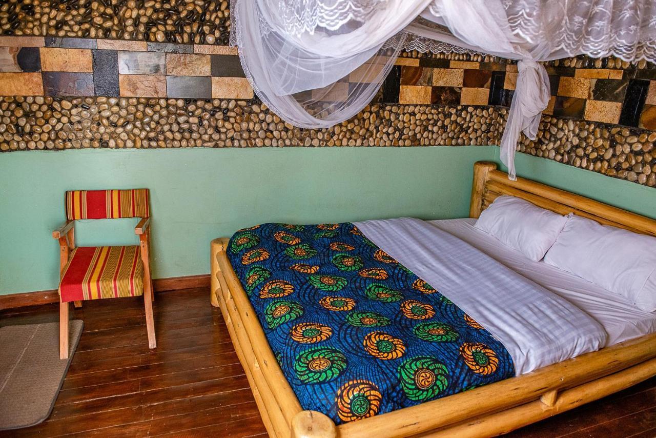 Elite Backpackers Services Masaka Exterior foto